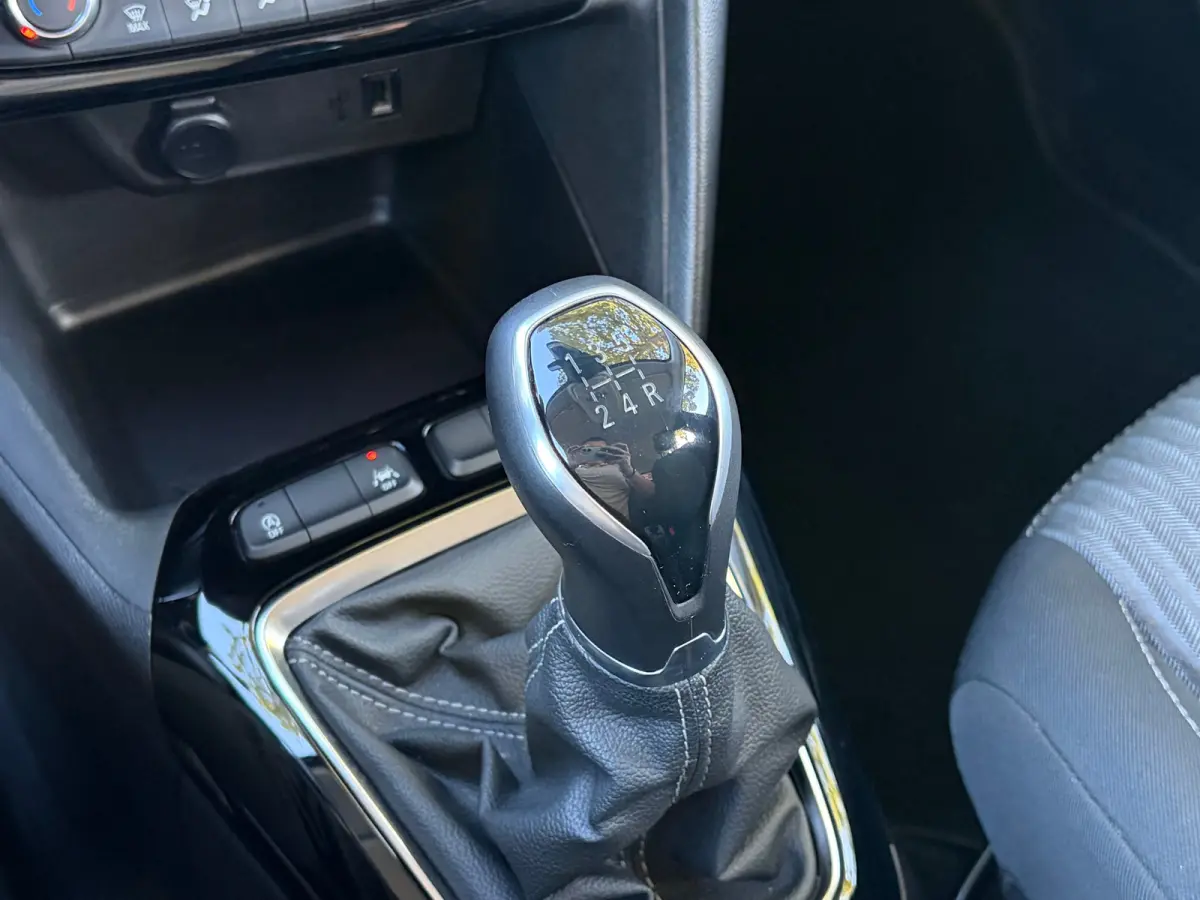 1.2 Edition | APPLE CARPLAY/ANDROID AUTO| PARKEERSENSOREN ACHTER| AIRCO| CRUISE CONTROL| DAB| 16" LM-VELGEN| DEALER ONDERHOUDEN|