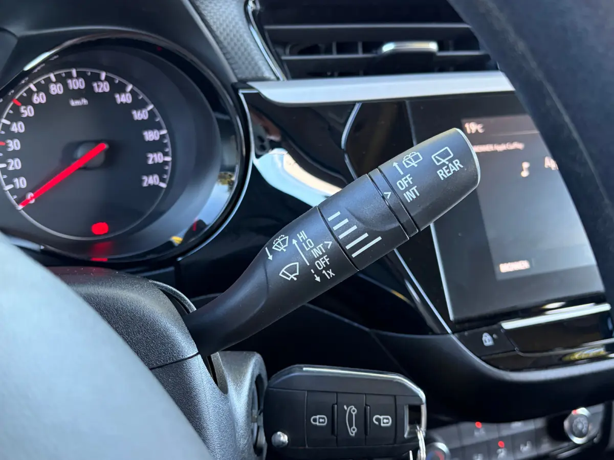 1.2 Edition | APPLE CARPLAY/ANDROID AUTO| PARKEERSENSOREN ACHTER| AIRCO| CRUISE CONTROL| DAB| 16" LM-VELGEN| DEALER ONDERHOUDEN|