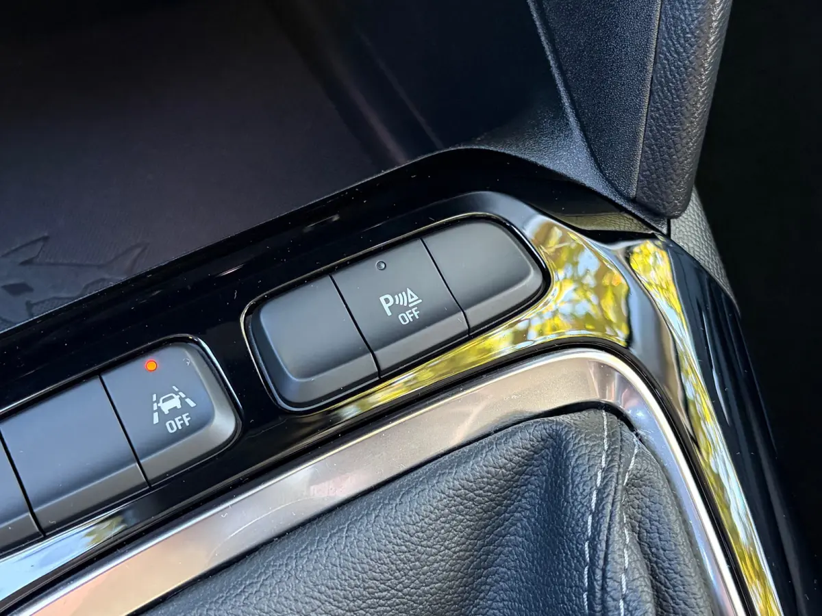 1.2 Edition | APPLE CARPLAY/ANDROID AUTO| PARKEERSENSOREN ACHTER| AIRCO| CRUISE CONTROL| DAB| 16" LM-VELGEN| DEALER ONDERHOUDEN|