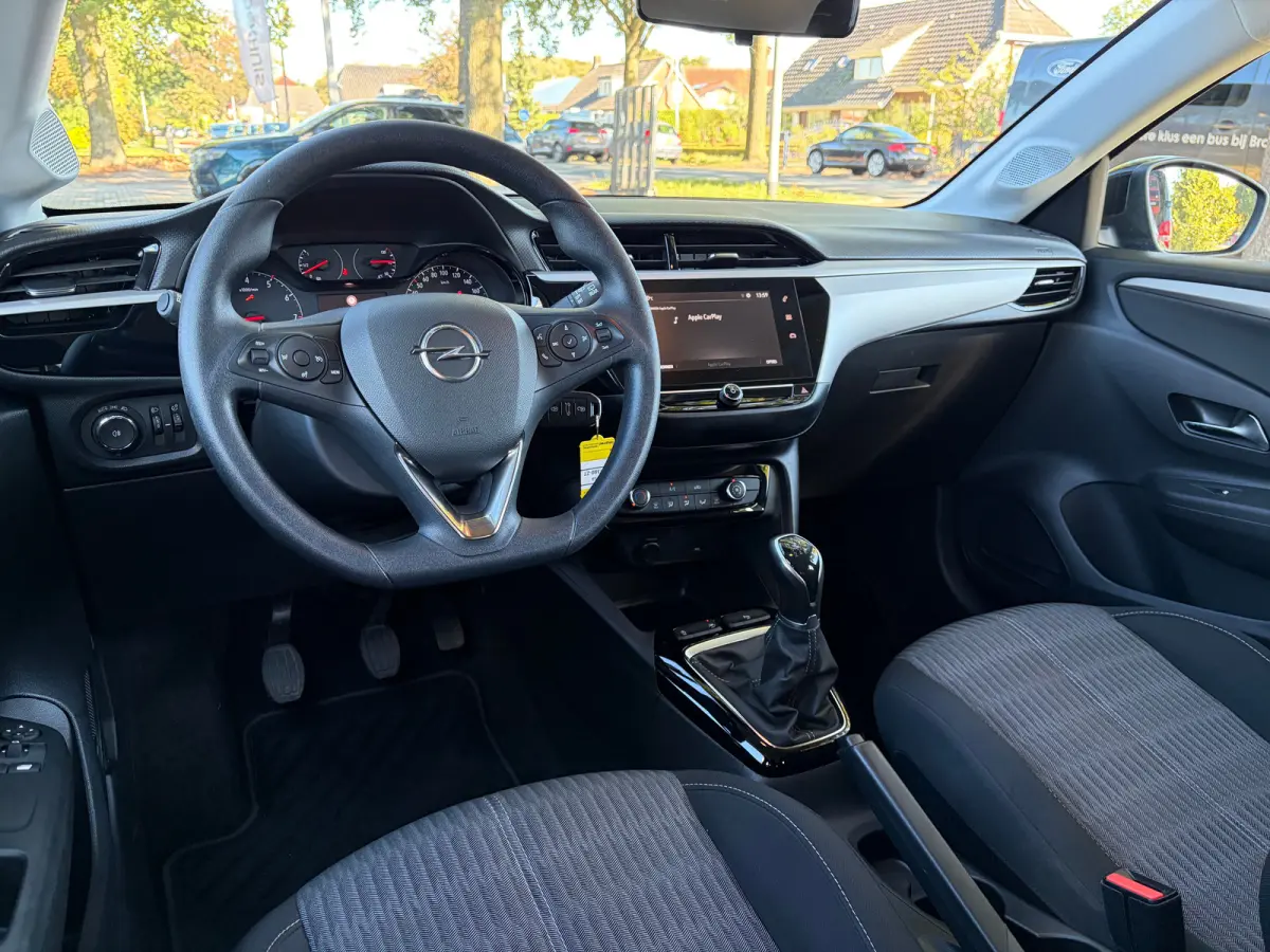 1.2 Edition | APPLE CARPLAY/ANDROID AUTO| PARKEERSENSOREN ACHTER| AIRCO| CRUISE CONTROL| DAB| 16" LM-VELGEN| DEALER ONDERHOUDEN|
