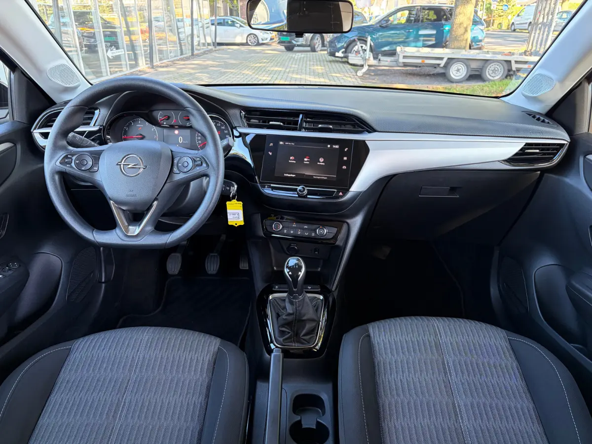 1.2 Edition | APPLE CARPLAY/ANDROID AUTO| PARKEERSENSOREN ACHTER| AIRCO| CRUISE CONTROL| DAB| 16" LM-VELGEN| DEALER ONDERHOUDEN|