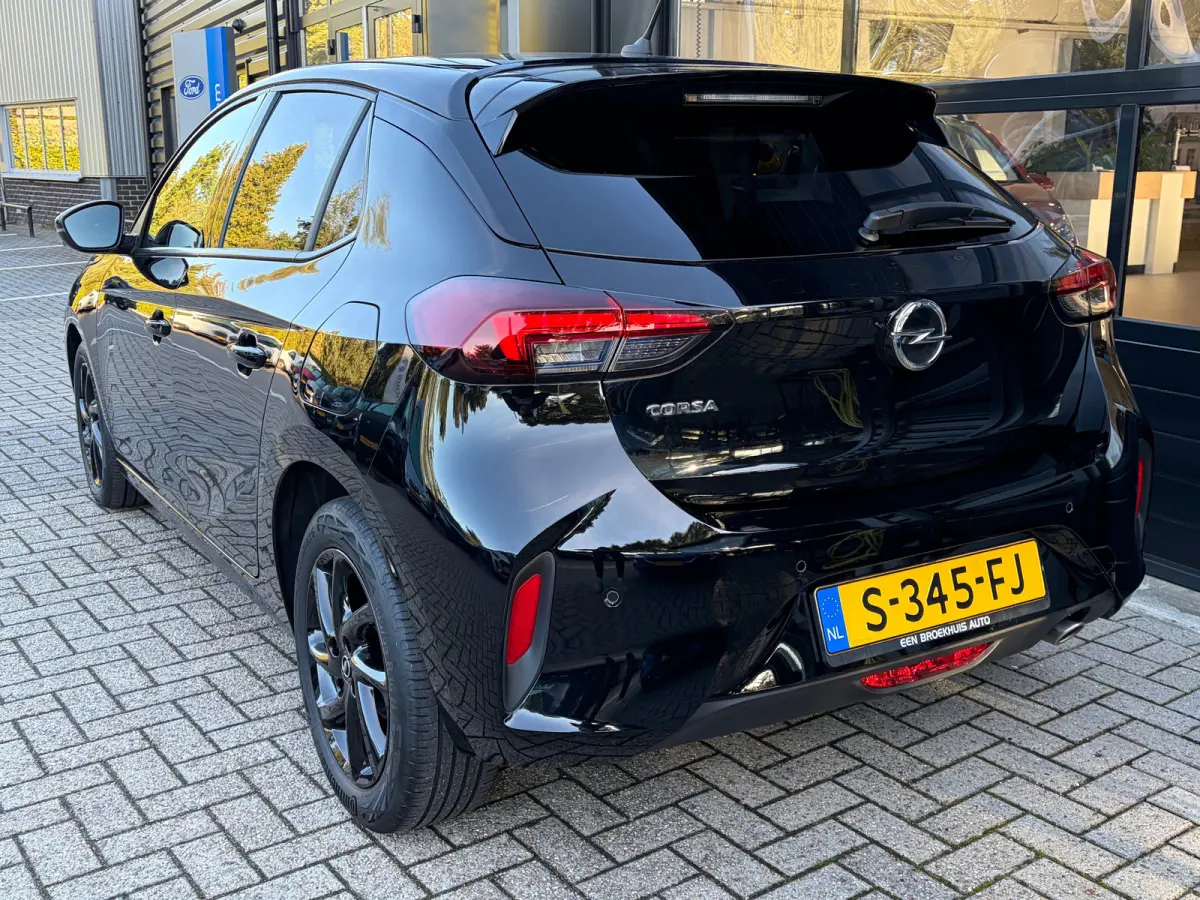 1.2 Turbo 100 PK GS Line | APPLE CARPLAY/ANDROID AUTO| PARKEERSENSOREN ACHTER| LED| SPORTSTOELEN| 16" LM-VELGEN| GETINT GLAS| DAB ONTVANGER| AIRCO|