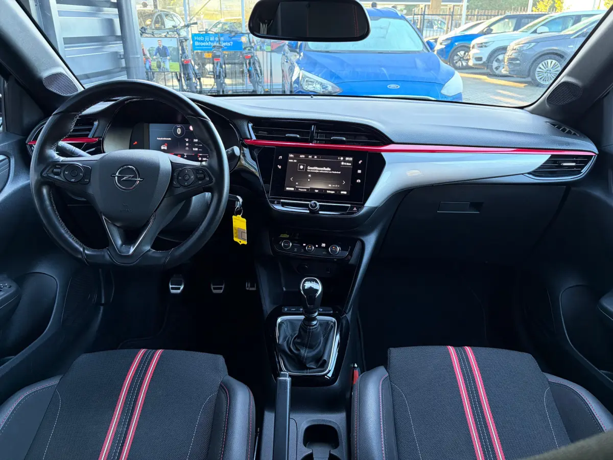 1.2 Turbo 100 PK GS Line | APPLE CARPLAY/ANDROID AUTO| PARKEERSENSOREN ACHTER| LED| SPORTSTOELEN| 16" LM-VELGEN| GETINT GLAS| DAB ONTVANGER| AIRCO|