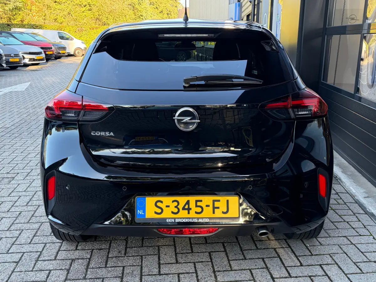 1.2 Turbo 100 PK GS Line | APPLE CARPLAY/ANDROID AUTO| PARKEERSENSOREN ACHTER| LED| SPORTSTOELEN| 16" LM-VELGEN| GETINT GLAS| DAB ONTVANGER| AIRCO|