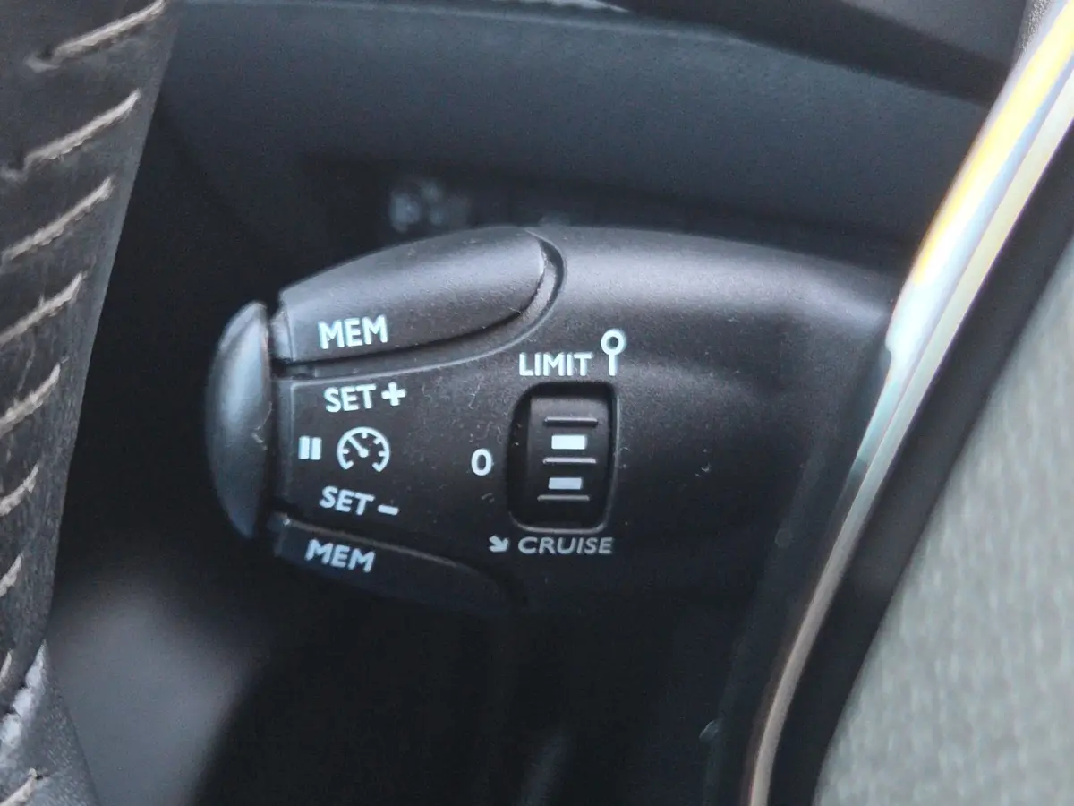 EV Allure 50 kWh 91,5% SOH | Camera | Parkeersensoren | LED |  Carplay/android auto |