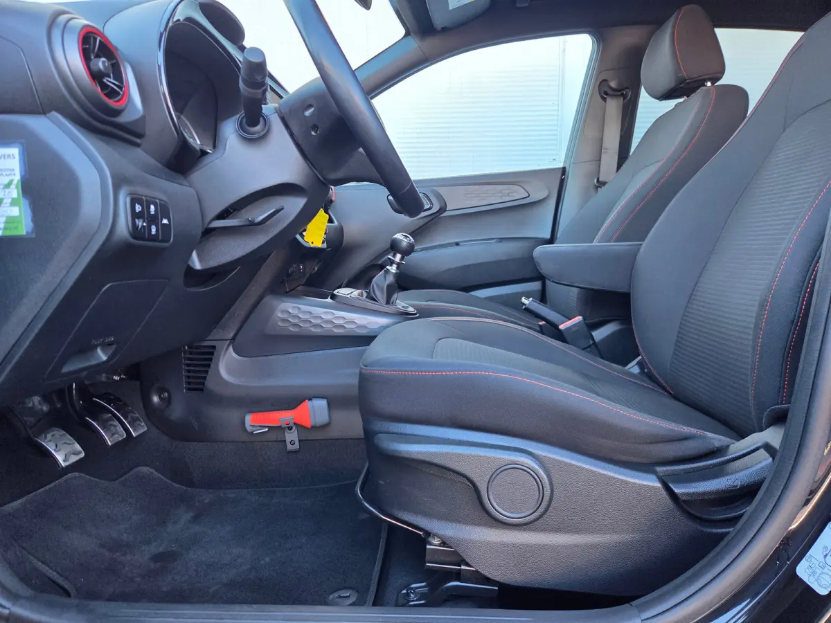 1.0 T-GDI N Line 5-zits / Turbo / Duurste uitvoering Apple Carplay/Android Auto / Achteruitrijcamera / Voorstoelen verwarmd