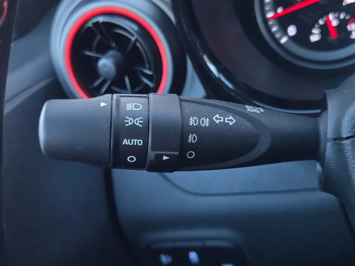 1.0 T-GDI N Line 5-zits / Turbo / Duurste uitvoering Apple Carplay/Android Auto / Achteruitrijcamera / Voorstoelen verwarmd