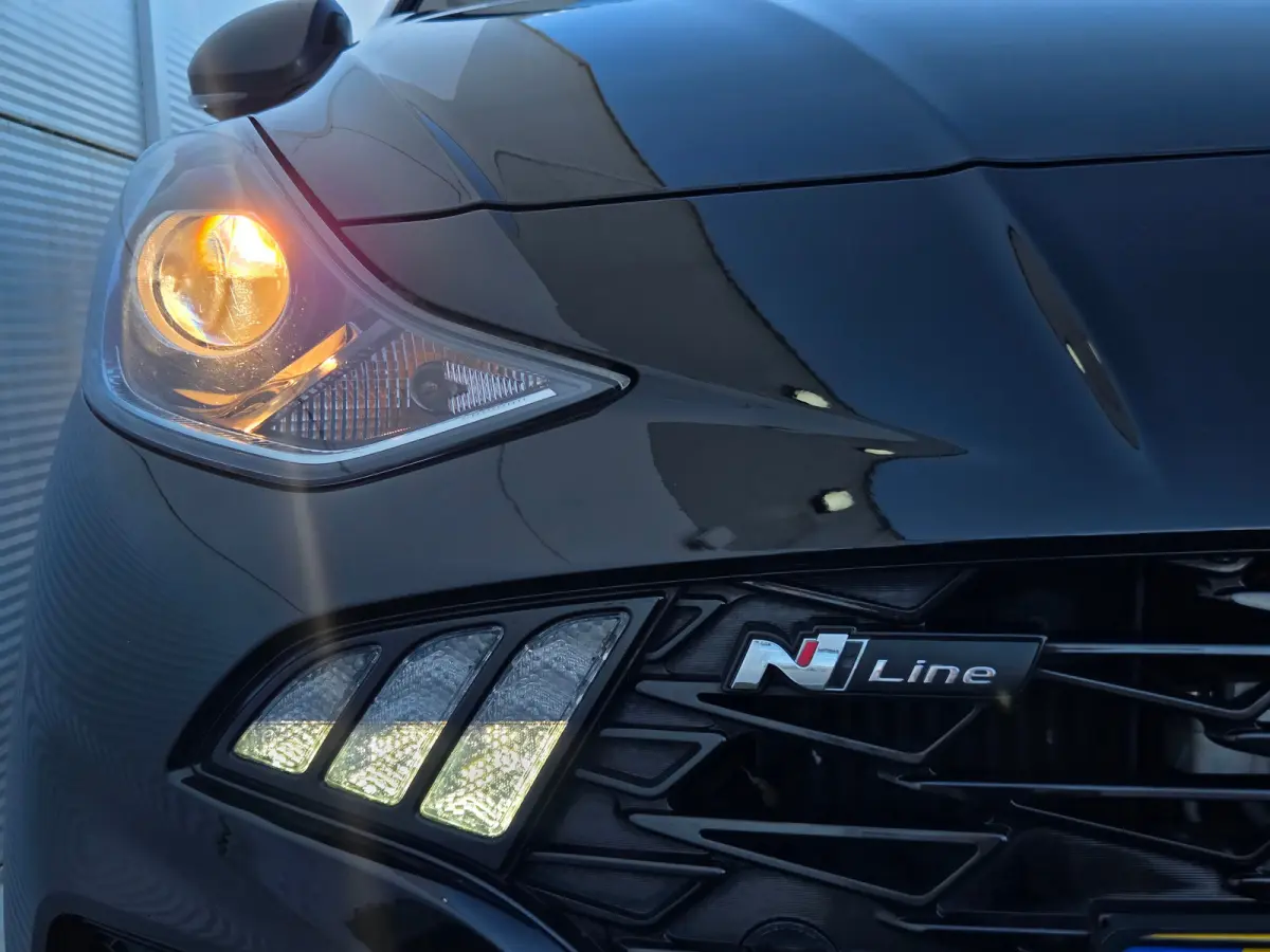 1.0 T-GDI N Line 5-zits / Turbo / Duurste uitvoering Apple Carplay/Android Auto / Achteruitrijcamera / Voorstoelen verwarmd