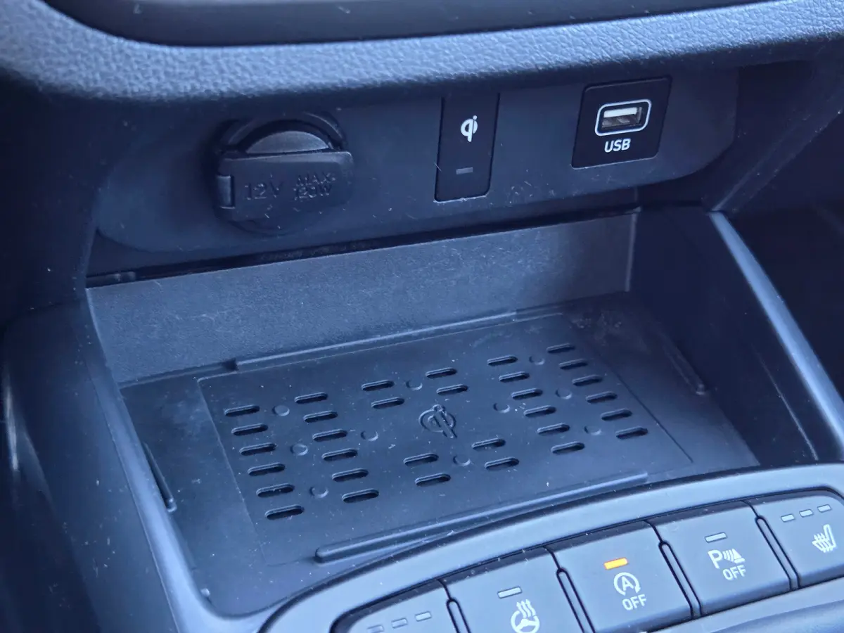 1.0 T-GDI N Line 5-zits / Turbo / Duurste uitvoering Apple Carplay/Android Auto / Achteruitrijcamera / Voorstoelen verwarmd