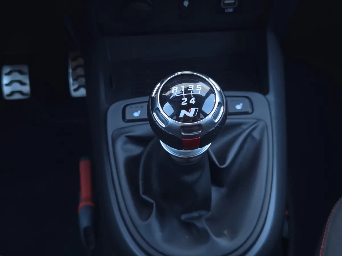 1.0 T-GDI N Line 5-zits / Turbo / Duurste uitvoering Apple Carplay/Android Auto / Achteruitrijcamera / Voorstoelen verwarmd