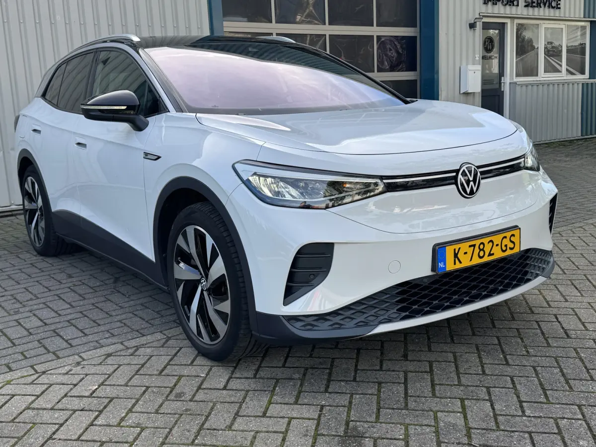 First 77 kWh Soh 91.43% Apple Carplay / LED / Camera / Adaptive / Trekhaak /Org NL Auto!
