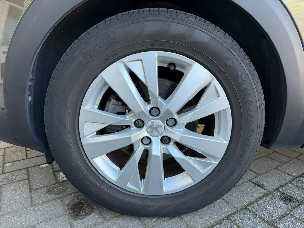 1.2 PureTech Allure 131PK Automaat, Cruise Control, Apple Carplay, Navigatie, Parkeersensoren achter