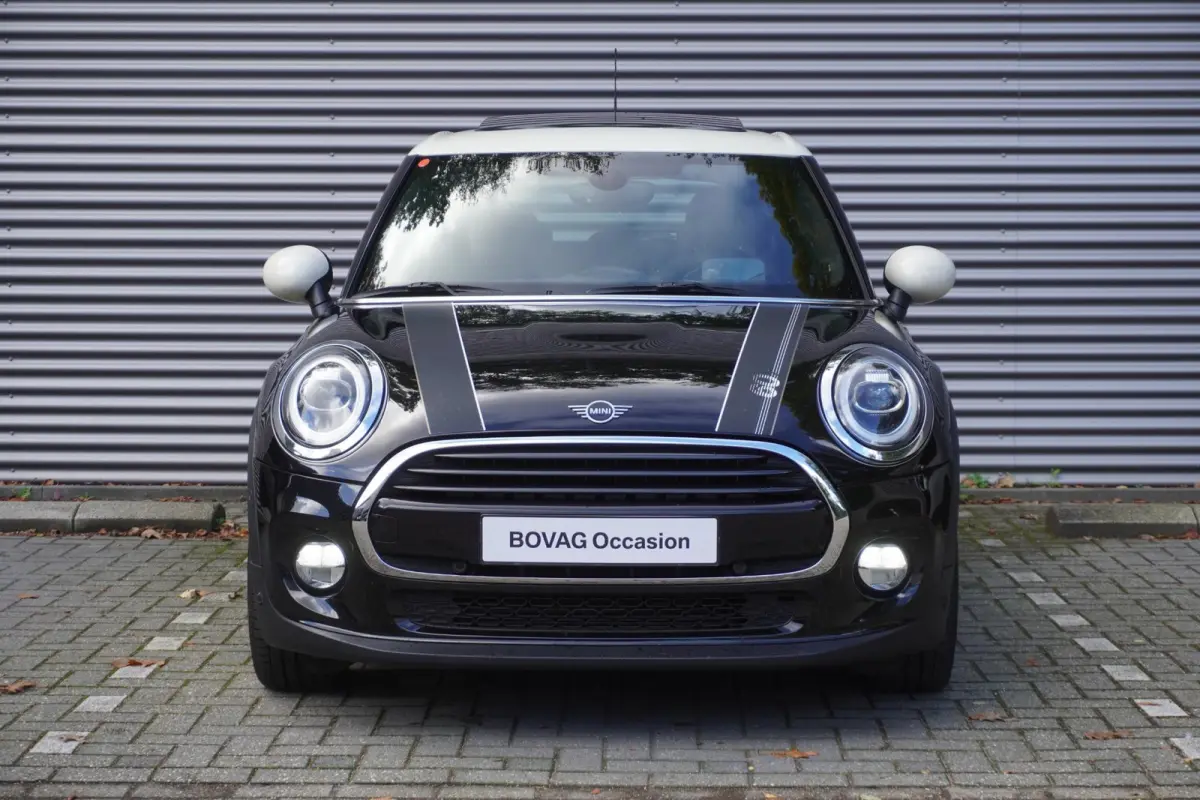 Cooper C | Glazen panoramadak | Comfort Access | Alarm Klasse 3 | Extra getint glas | Harman Kardon HiFi Sound system | MINI Head-Up Display