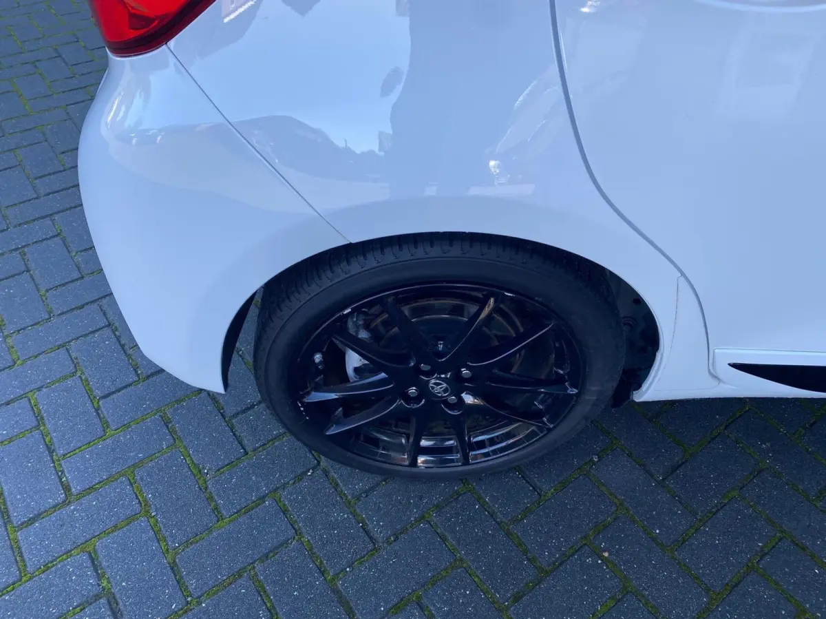 1.5 Hybrid GR-Sport cruise clima
