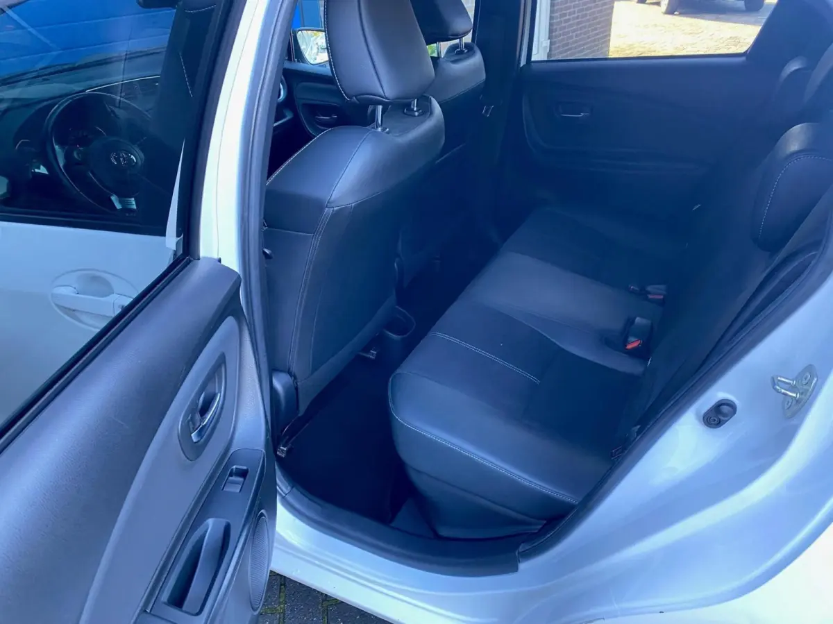 1.5 Hybrid GR-Sport cruise clima