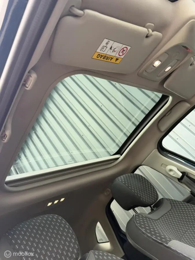 1.3 TCe Version S AUTOMAAT/CAMERA/TR-HAAK/PANO/KEYLESS