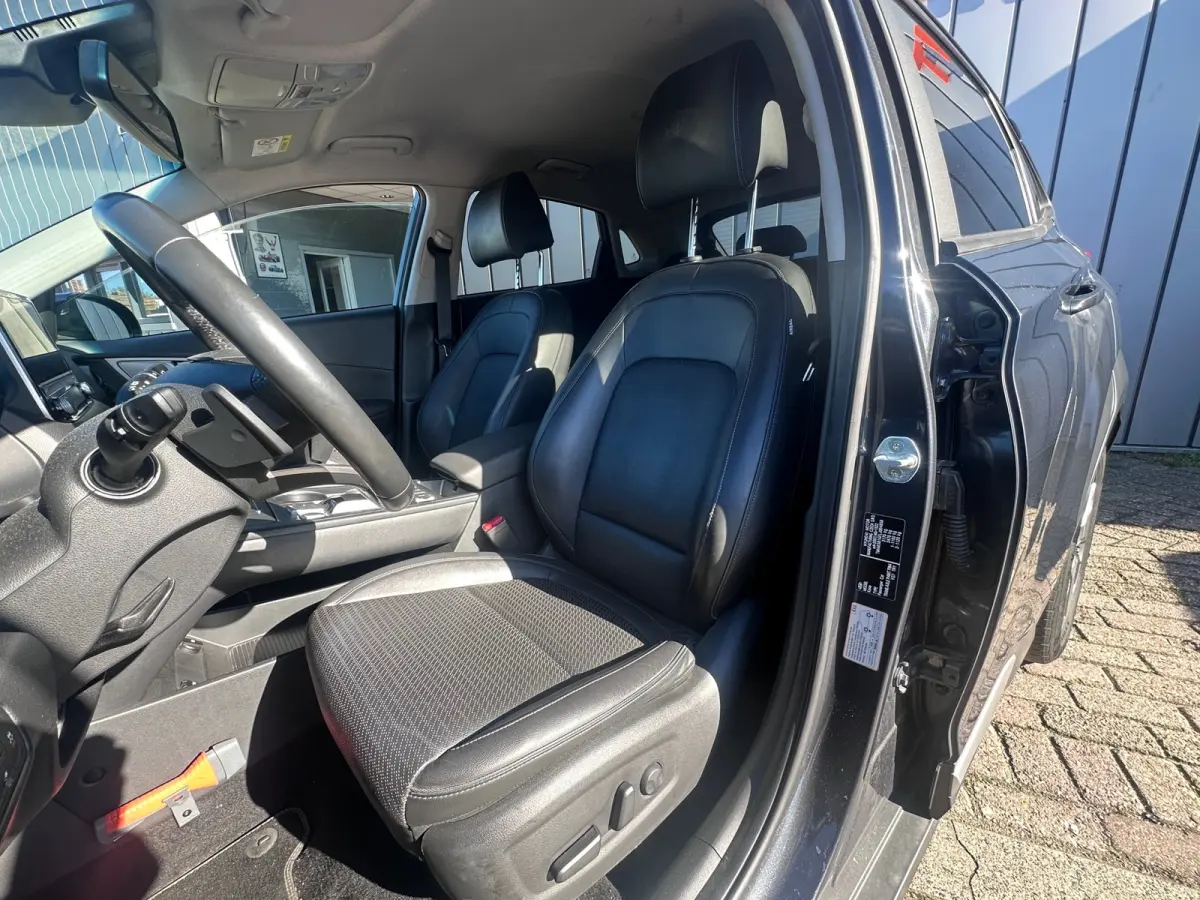 EV Limited 64 kWh FASE 3|SOH 100% HEADSUP|STOELVRM+VERKOELING|PANO|BLINDSPOT|LANEASSIST|ADAPT.CRUISE|ELEK.STO