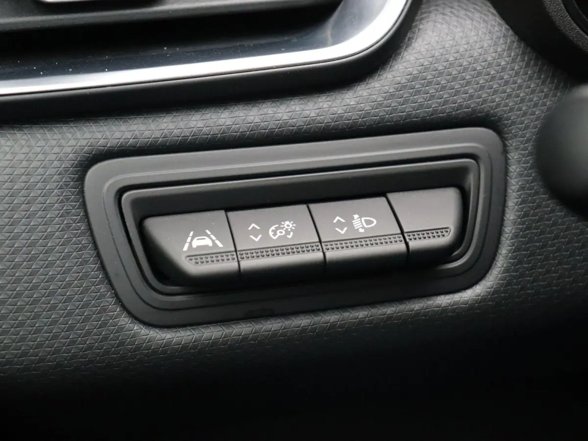 1.0 TCe Zen | Dealeronderhouden | Parkeersensoren achter | Airco | Navigatie | Apple Carplay & Android Auto |