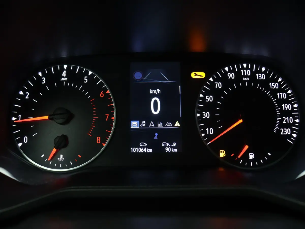 1.0 TCe Zen | Dealeronderhouden | Parkeersensoren achter | Airco | Navigatie | Apple Carplay & Android Auto |
