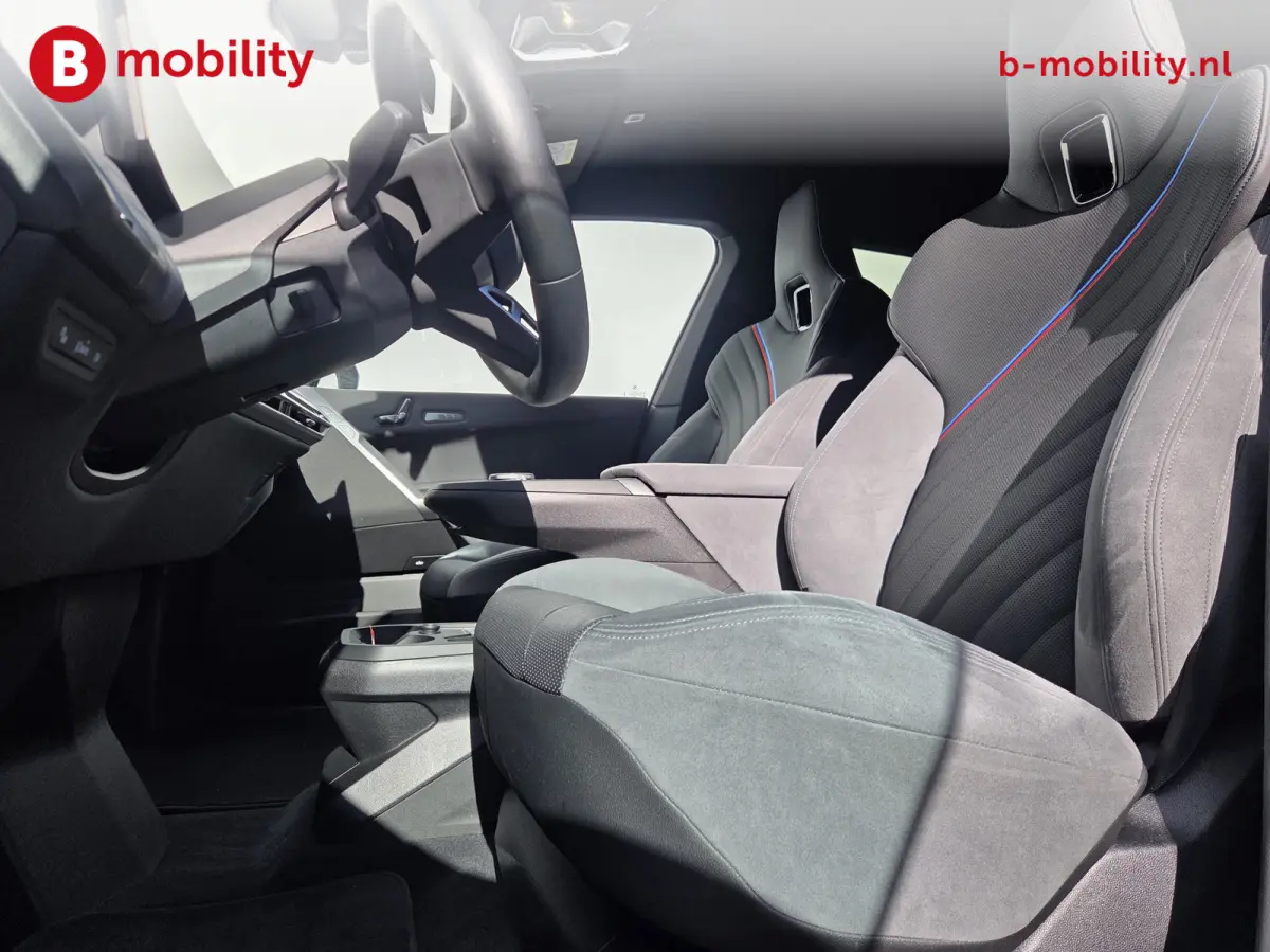 xDrive45 101 kWh M-Sport 'Tansanitblau' Harman Kardon NL Auto! | Adaptive LED | Stuur/Stoelverwarming | DAB | Driving Assist. Plus