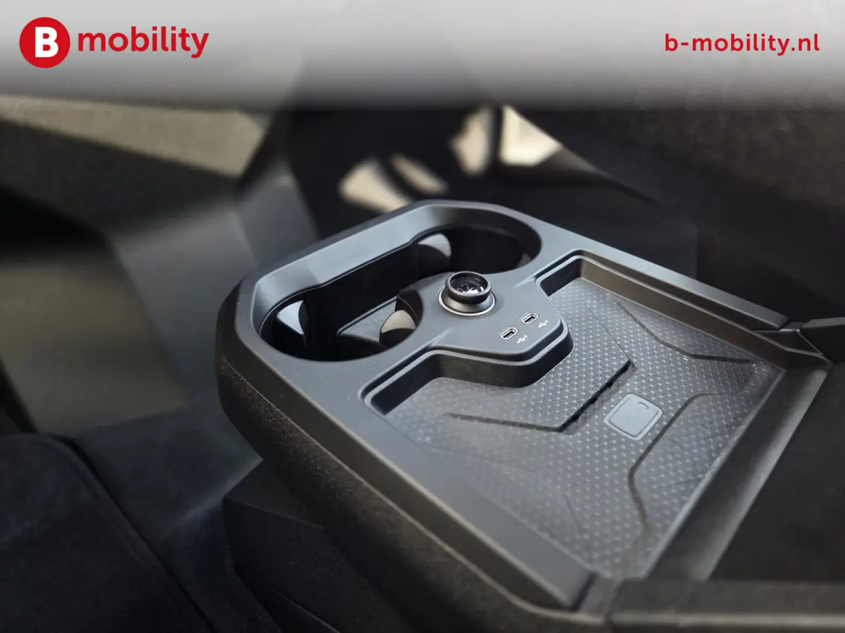 xDrive45 101 kWh M-Sport 'Tansanitblau' Harman Kardon NL Auto! | Adaptive LED | Stuur/Stoelverwarming | DAB | Driving Assist. Plus