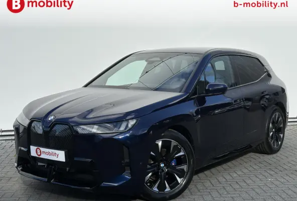xDrive45 101 kWh M-Sport 'Tansanitblau' Harman Kardon NL Auto! | Adaptive LED | Stuur/Stoelverwarming | DAB | Driving Assist. Plus
