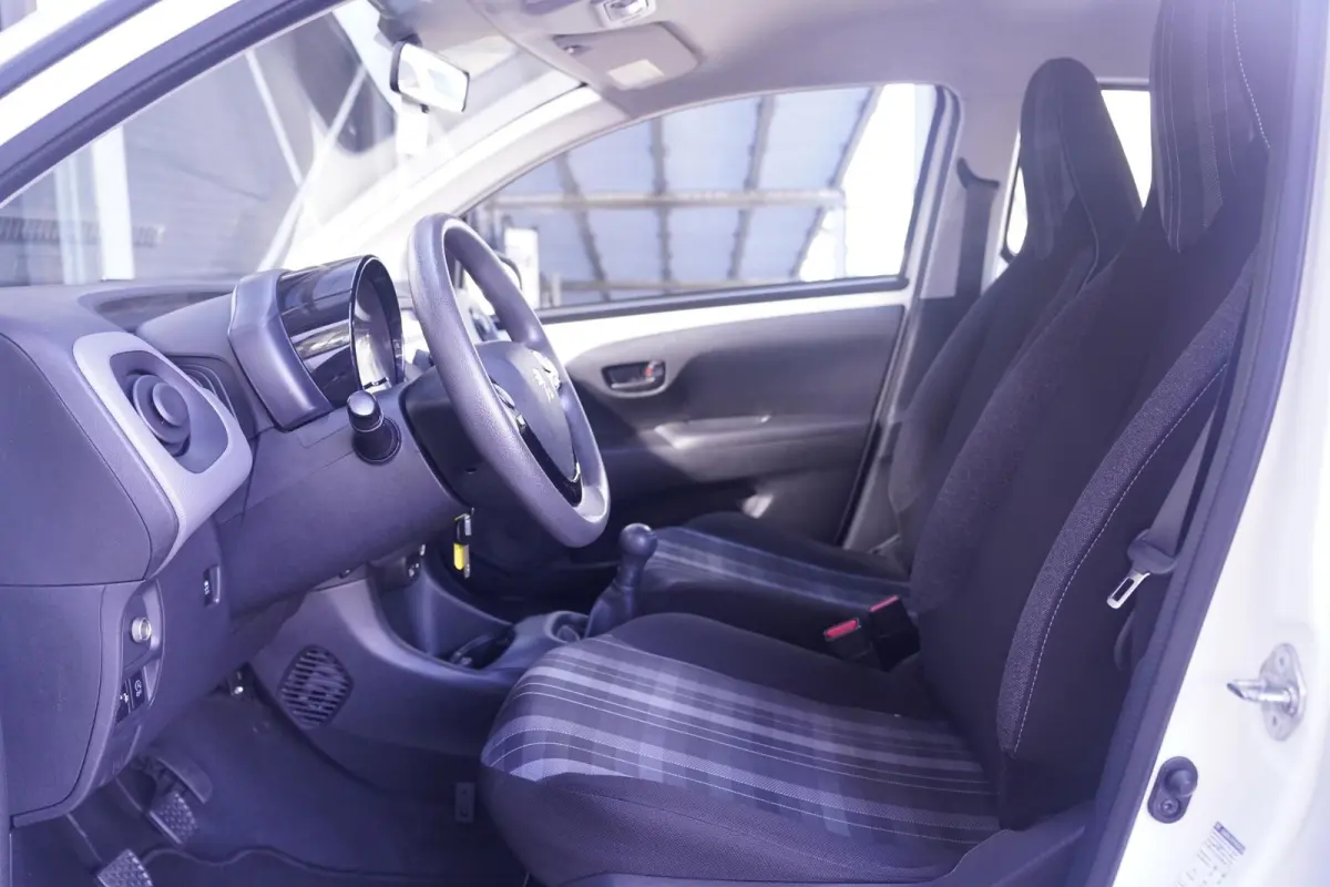 1.0 e-VTi Active 1e Eig. NAP Premium pack