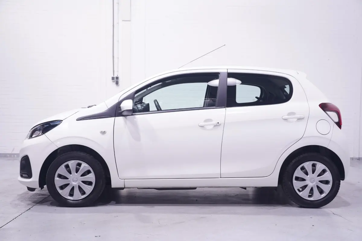 1.0 e-VTi Active 1e Eig. NAP Premium pack