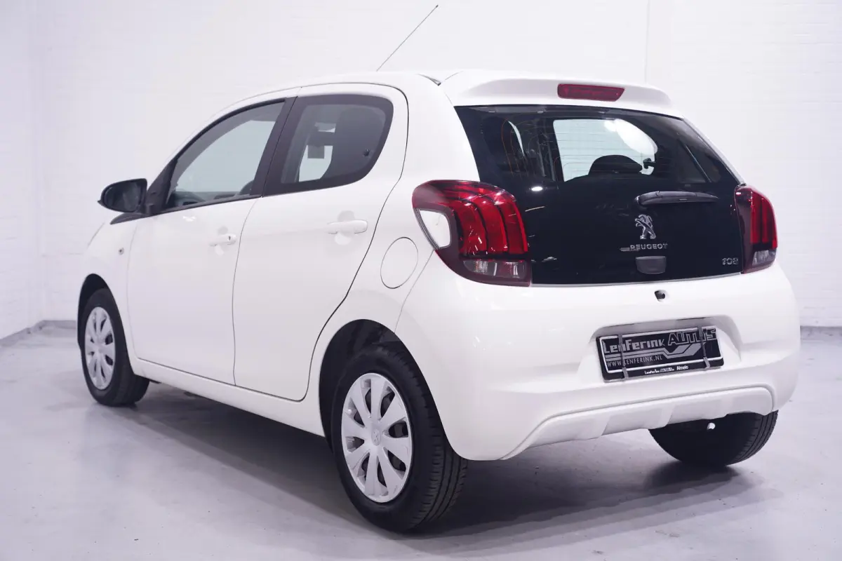 1.0 e-VTi Active 1e Eig. NAP Premium pack