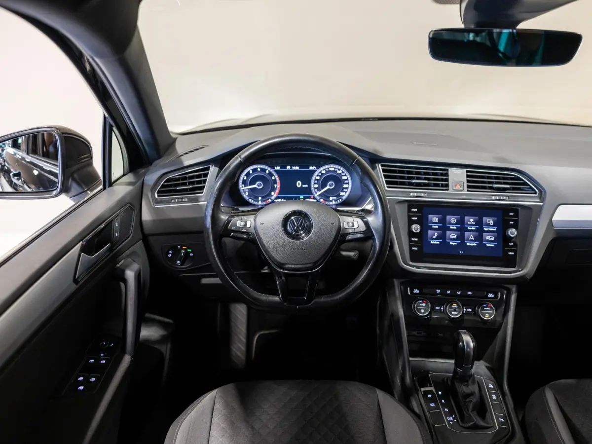 1.4 TSI ACT R-Line Business / 150pk / Automatische klimaatregeling / Apple CarPlay /
