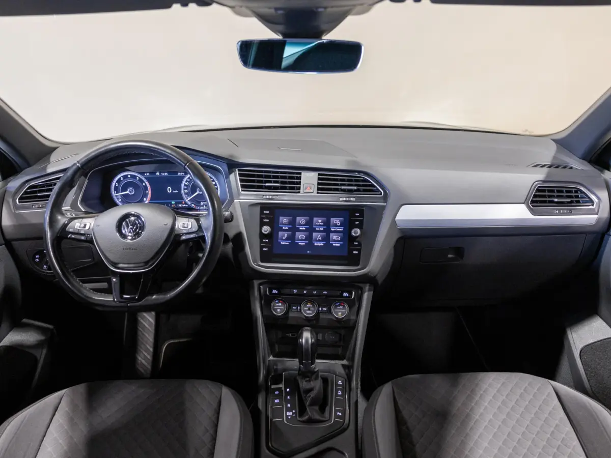 1.4 TSI ACT R-Line Business / 150pk / Automatische klimaatregeling / Apple CarPlay /