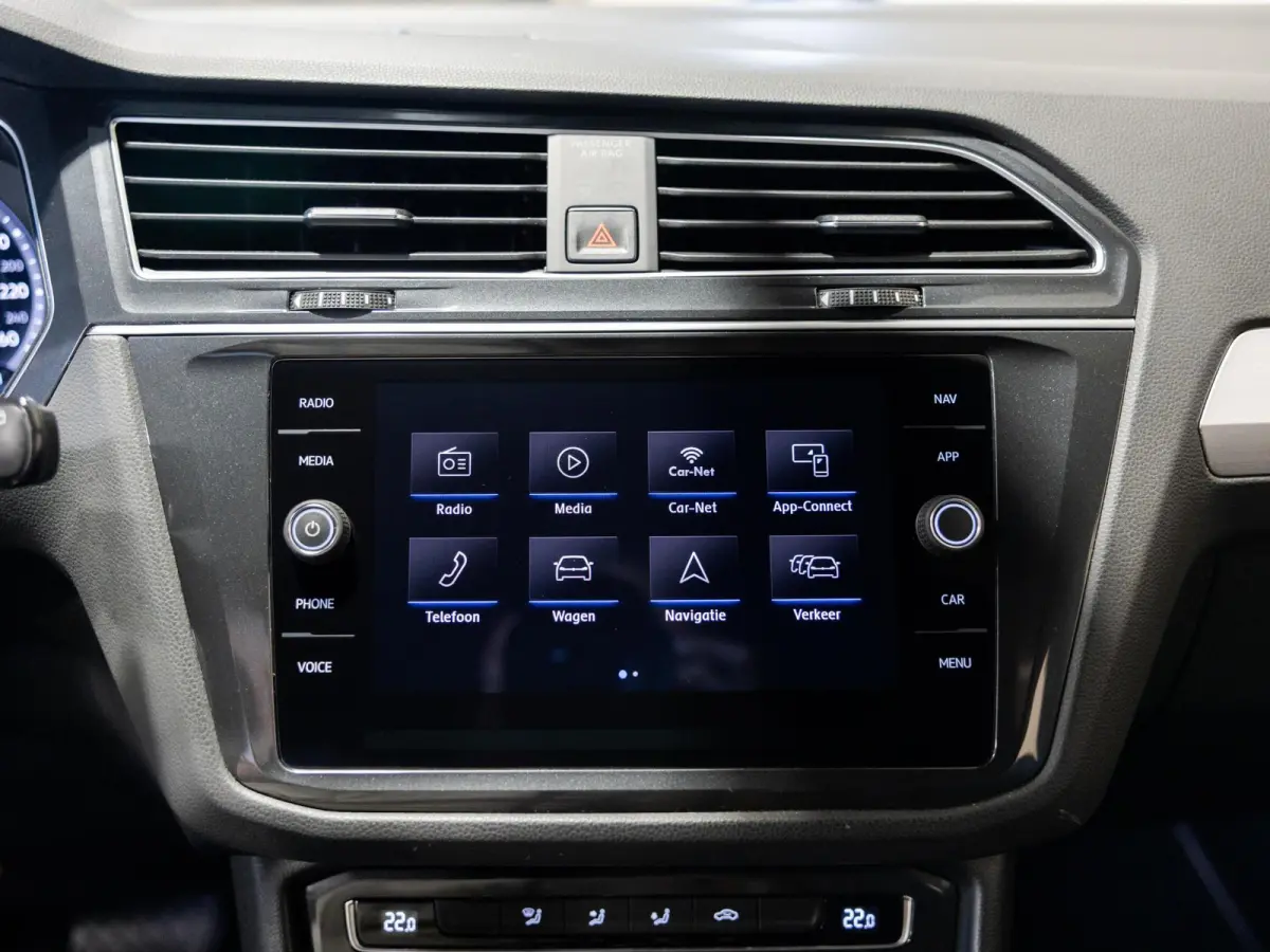 1.4 TSI ACT R-Line Business / 150pk / Automatische klimaatregeling / Apple CarPlay /