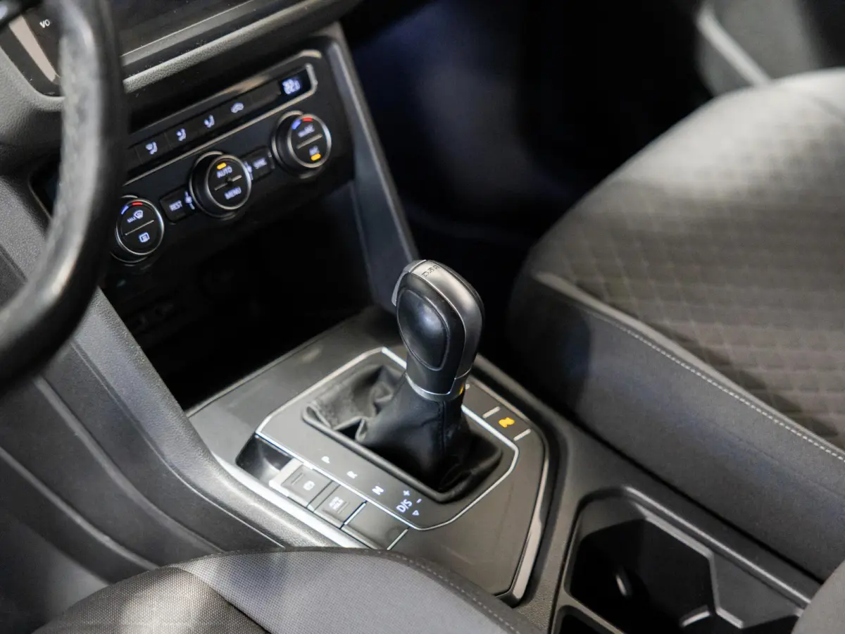 1.4 TSI ACT R-Line Business / 150pk / Automatische klimaatregeling / Apple CarPlay /