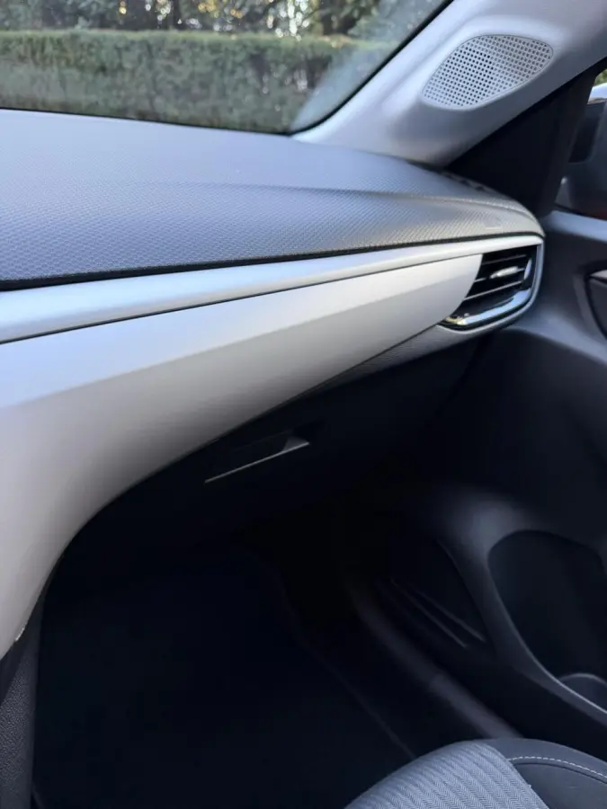1.2 Edition | PDC | Carplay | Camera | Airco |1st
