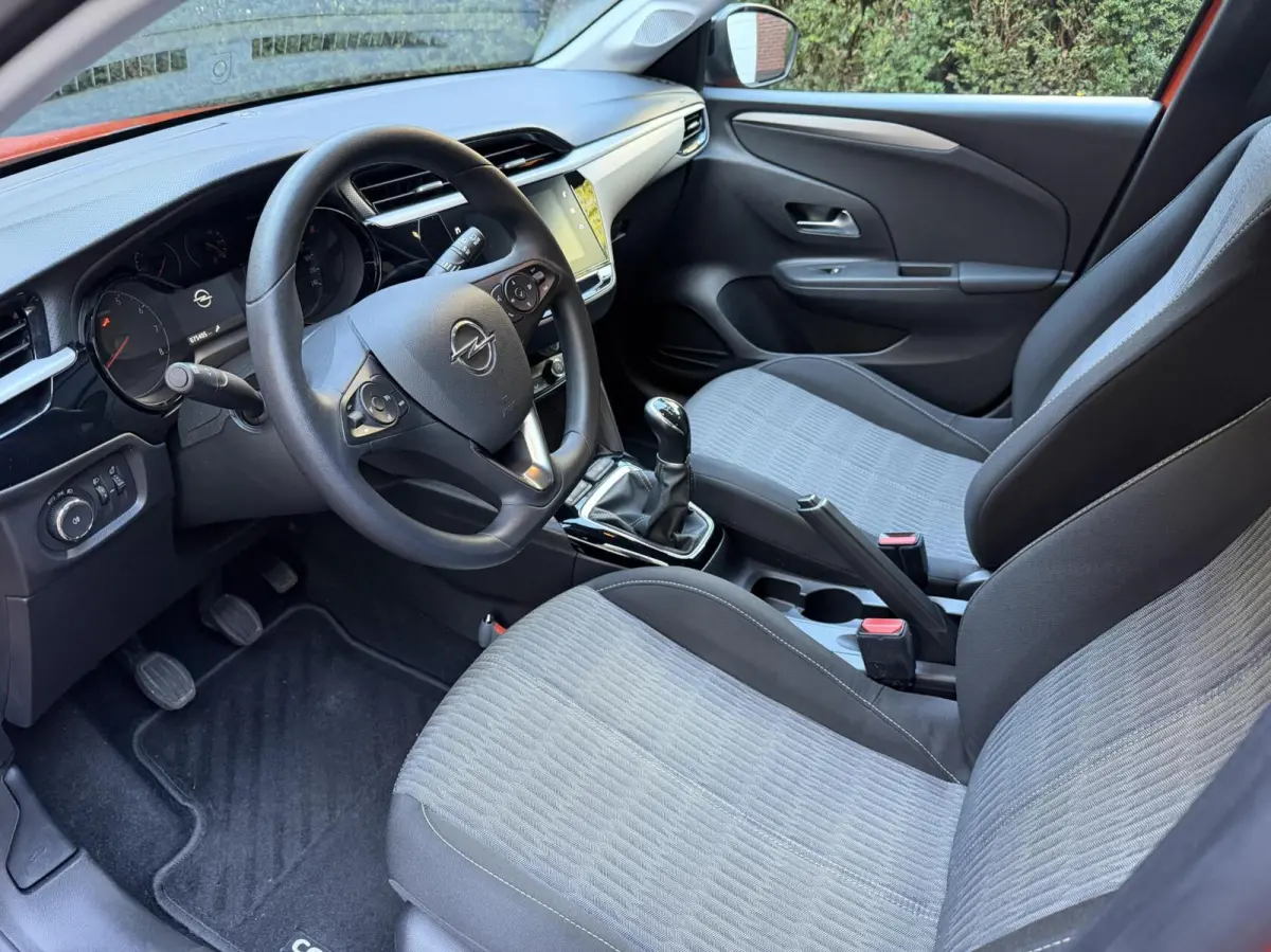 1.2 Edition | PDC | Carplay | Camera | Airco |1st