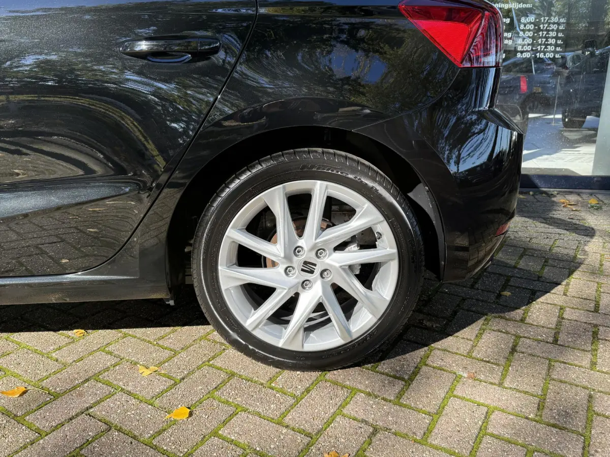 1.0 EcoTSI FR | PDC+ Camera | Climate control | Apple Carplay/Android Auto | LM Velgen |