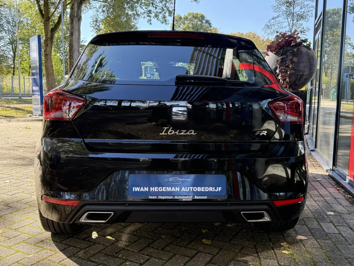 1.0 EcoTSI FR | PDC+ Camera | Climate control | Apple Carplay/Android Auto | LM Velgen |