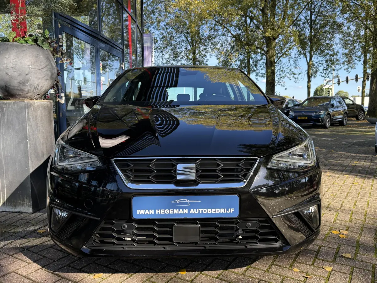 1.0 EcoTSI FR | PDC+ Camera | Climate control | Apple Carplay/Android Auto | LM Velgen |