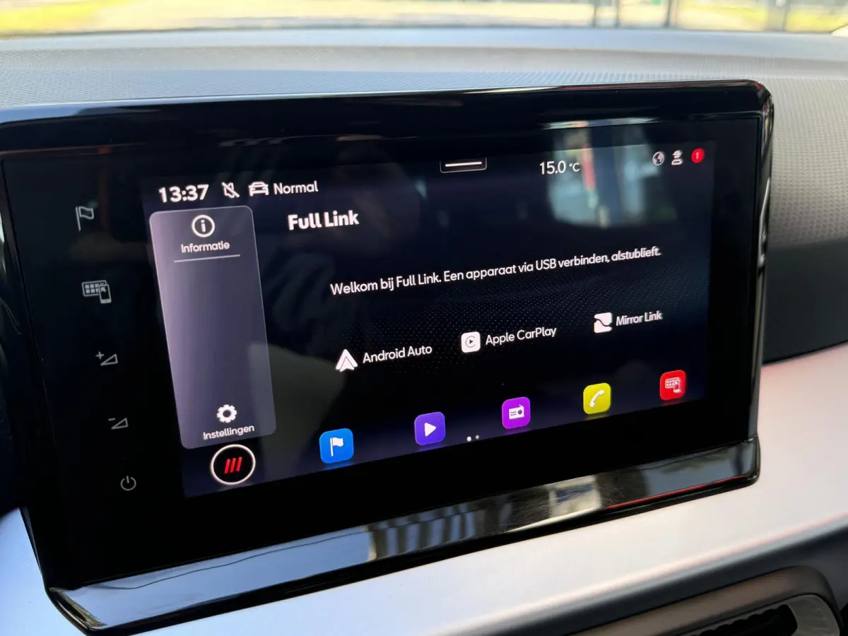 1.0 EcoTSI FR | PDC+ Camera | Climate control | Apple Carplay/Android Auto | LM Velgen |