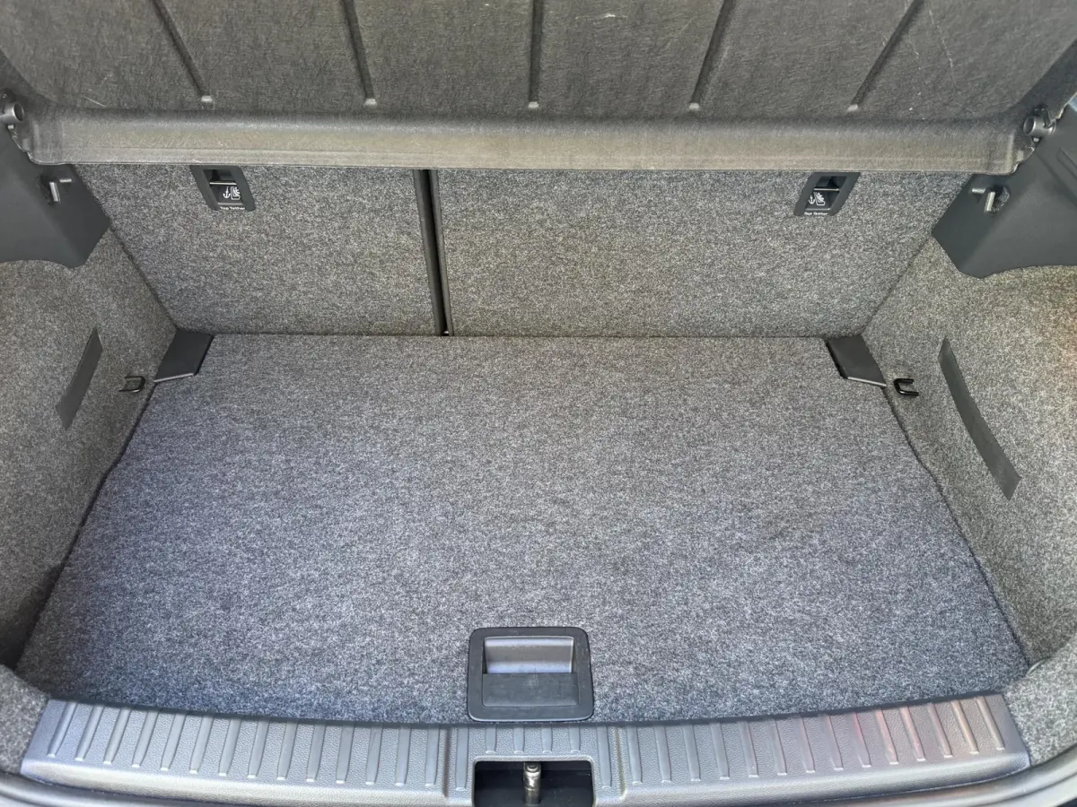 1.0 EcoTSI FR | PDC+ Camera | Climate control | Apple Carplay/Android Auto | LM Velgen |
