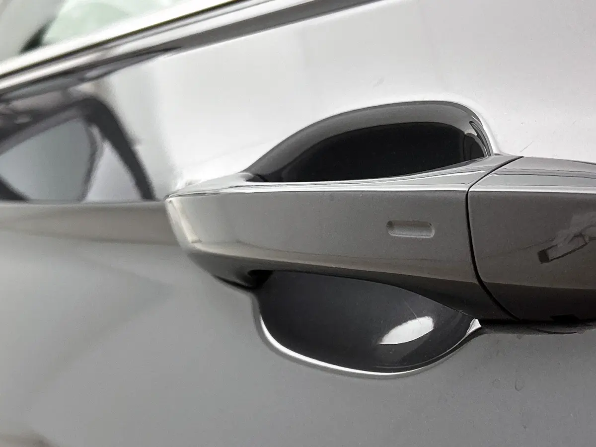 1.5 TSI Life Business | 131 PK | Apple Carplay / Android Auto | Achteruitrijcamera | Adaptive Cruise Control | Trekhaak | Digital Cockpit Pro | Stuurwielverwarming | Navigatie | Stoelverwarm