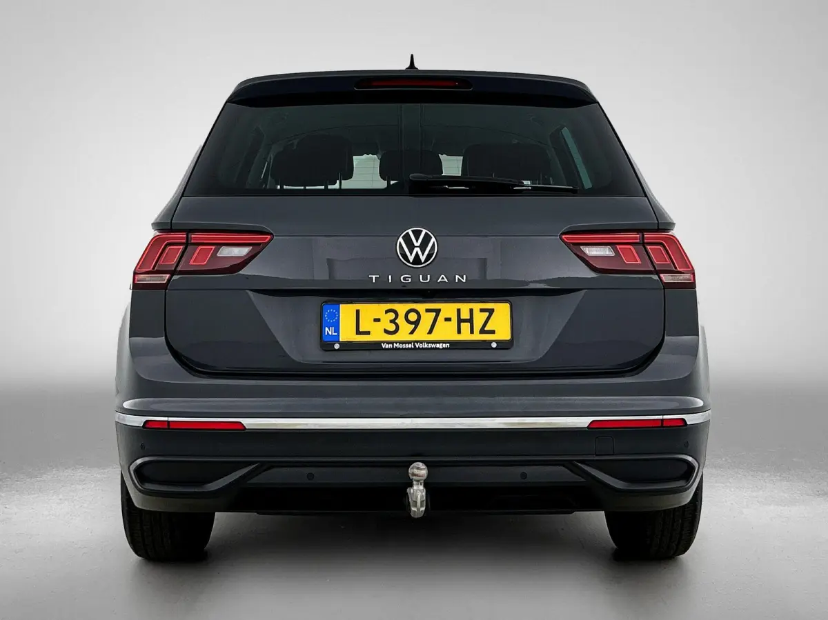 1.5 TSI Life Business | 131 PK | Apple Carplay / Android Auto | Achteruitrijcamera | Adaptive Cruise Control | Trekhaak | Digital Cockpit Pro | Stuurwielverwarming | Navigatie | Stoelverwarm