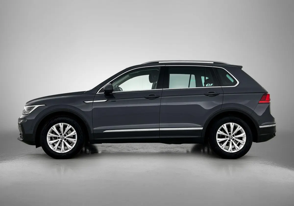 1.5 TSI Life Business | 131 PK | Apple Carplay / Android Auto | Achteruitrijcamera | Adaptive Cruise Control | Trekhaak | Digital Cockpit Pro | Stuurwielverwarming | Navigatie | Stoelverwarm