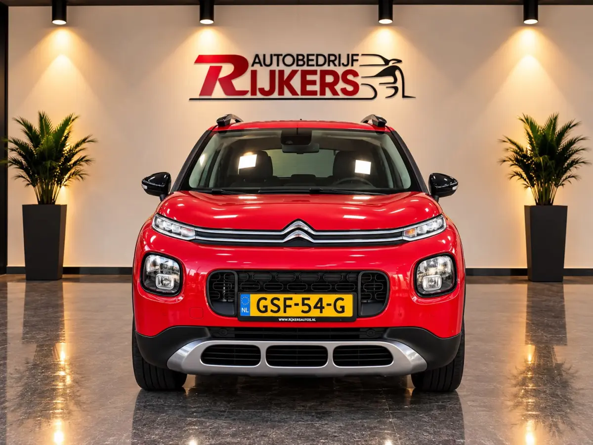 1.2 PureTech S&S Shine handgeschakeld Trekhaak, Camera achter, Cruise Control, Navigatie, Dodehoek detentie