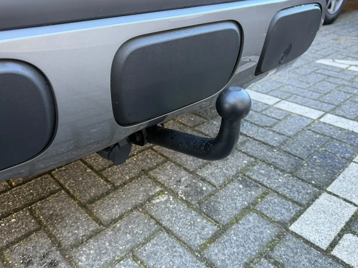 1.2 PureTech S&S Shine handgeschakeld Trekhaak, Camera achter, Cruise Control, Navigatie, Dodehoek detentie