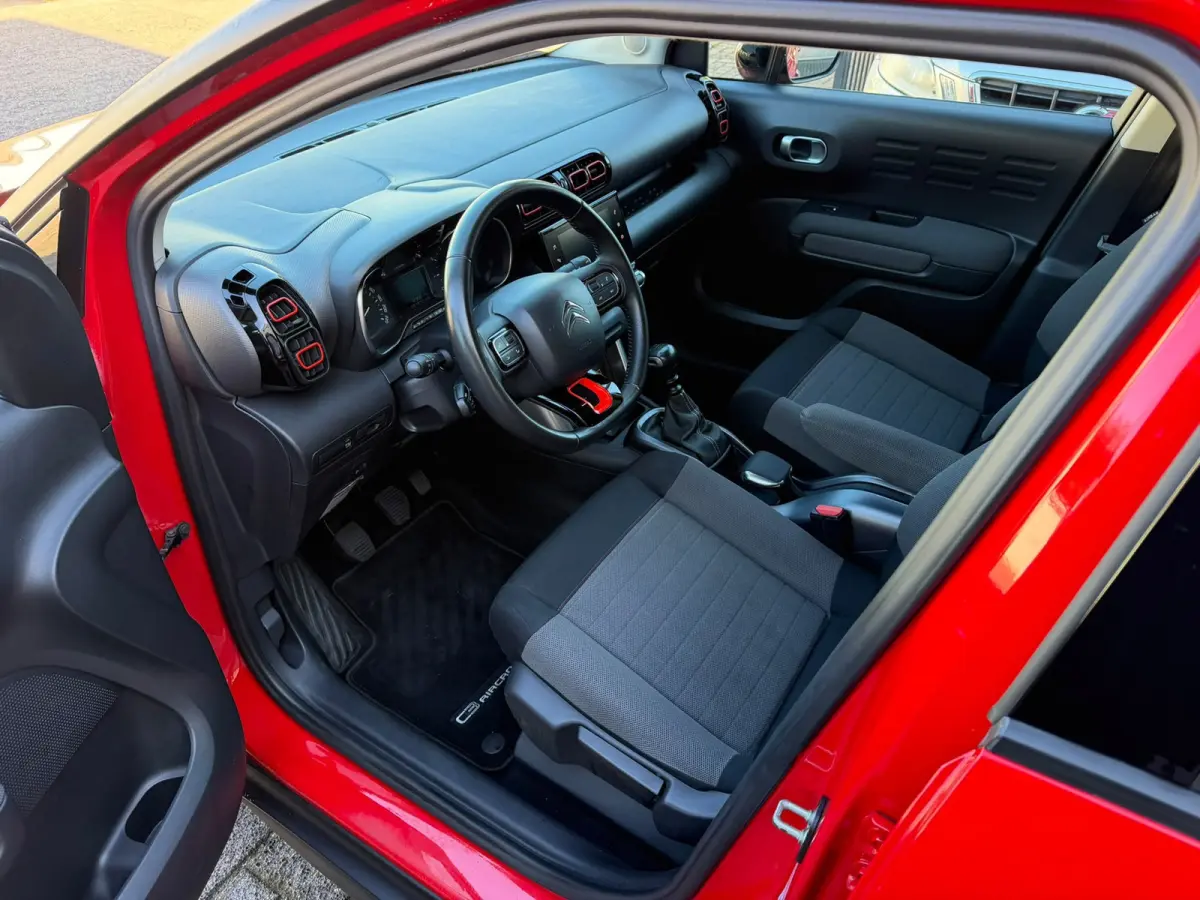 1.2 PureTech S&S Shine handgeschakeld Trekhaak, Camera achter, Cruise Control, Navigatie, Dodehoek detentie