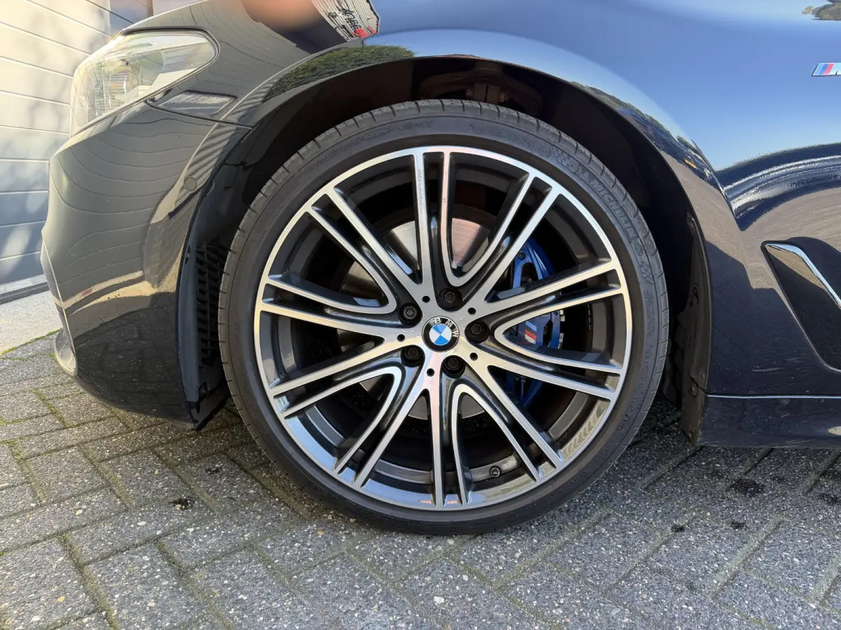 530d High Executive Edition M-Sport | Head-Up Display | Navigatie | Parkeersensoren |