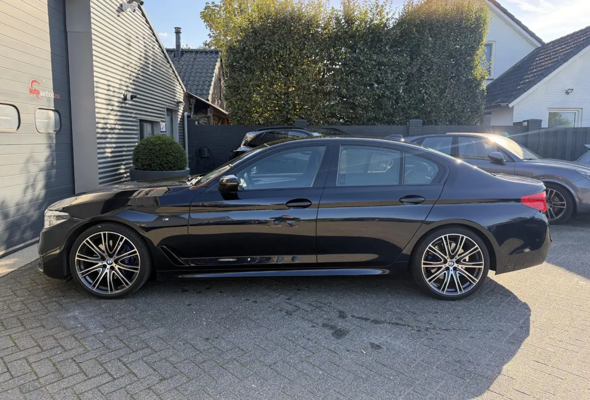 530d High Executive Edition M-Sport | Head-Up Display | Navigatie | Parkeersensoren |