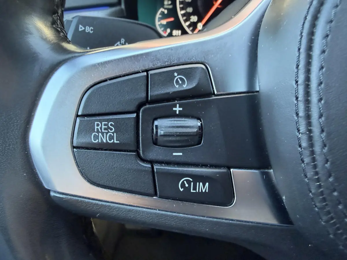 530d High Executive Edition M-Sport | Head-Up Display | Navigatie | Parkeersensoren |