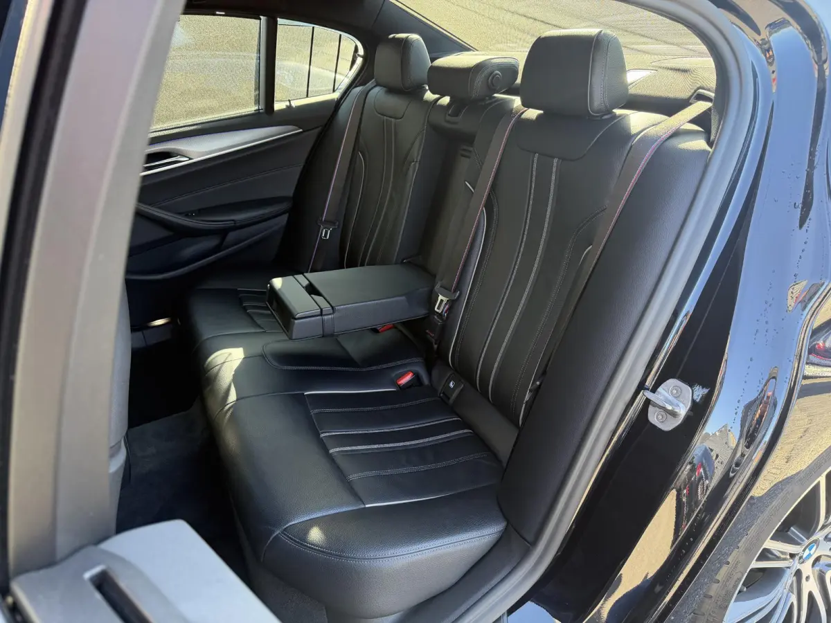 530d High Executive Edition M-Sport | Head-Up Display | Navigatie | Parkeersensoren |